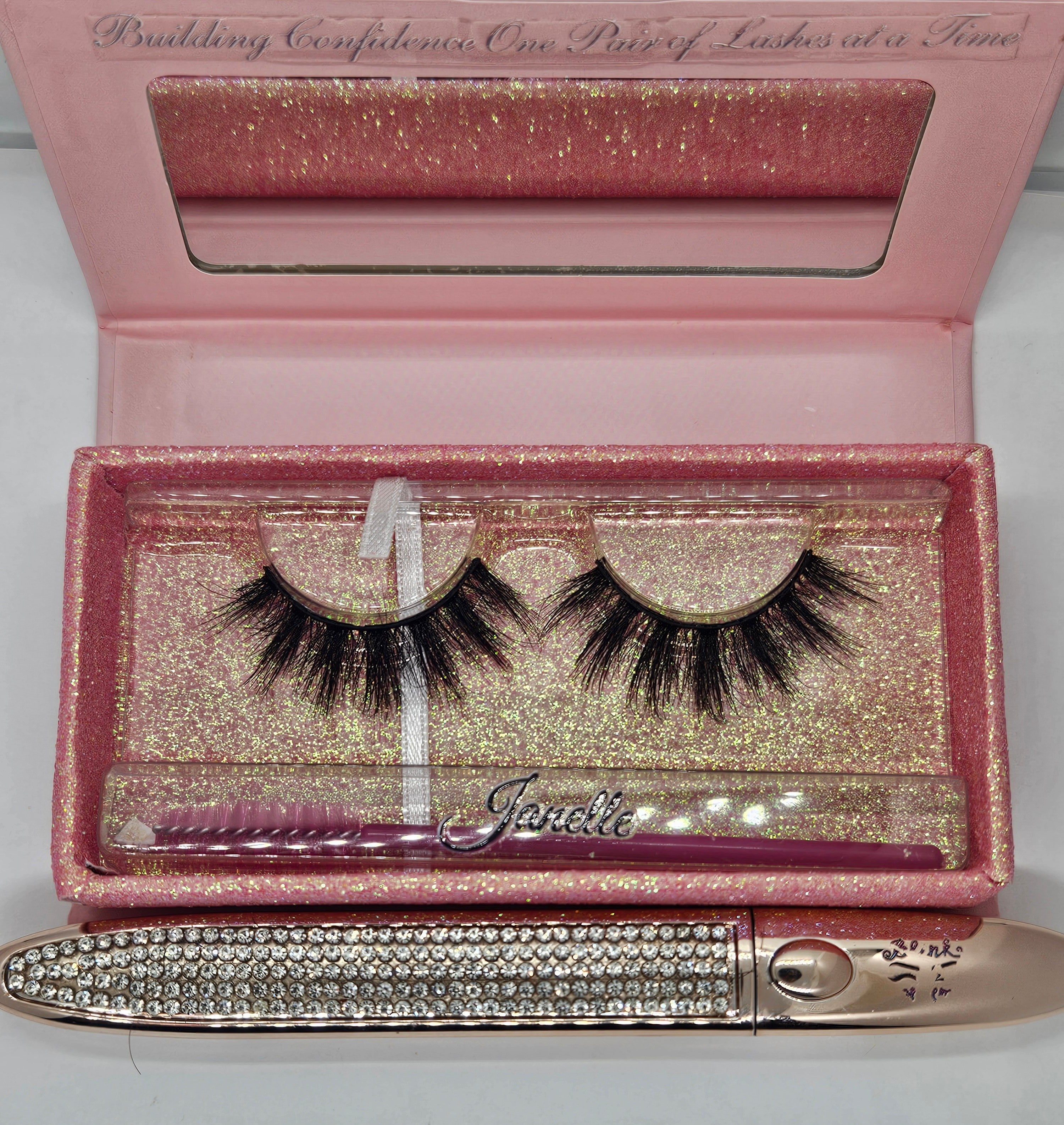 Janelle | 20mm Natural Glam Wispy Vegan Lashes