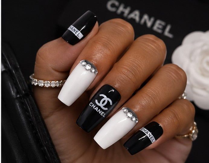 Couture Noir | Designer-Inspired Press-On Nails